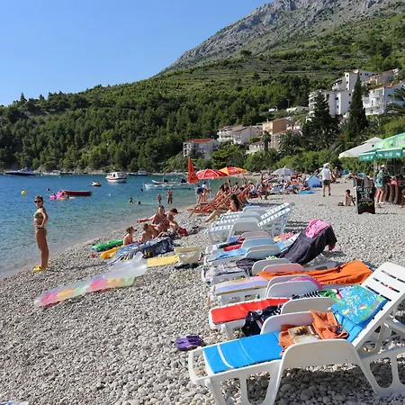 Stanici 1032b * Omiš